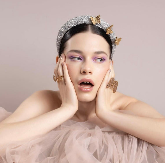 Diadema Mariposa Atardecer - Gris claro