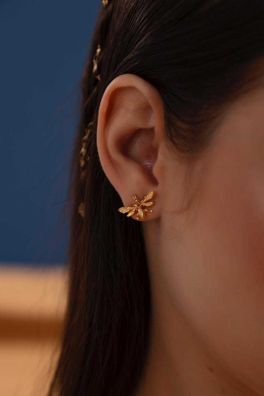 Aretes Mini Avispa Egipcia
